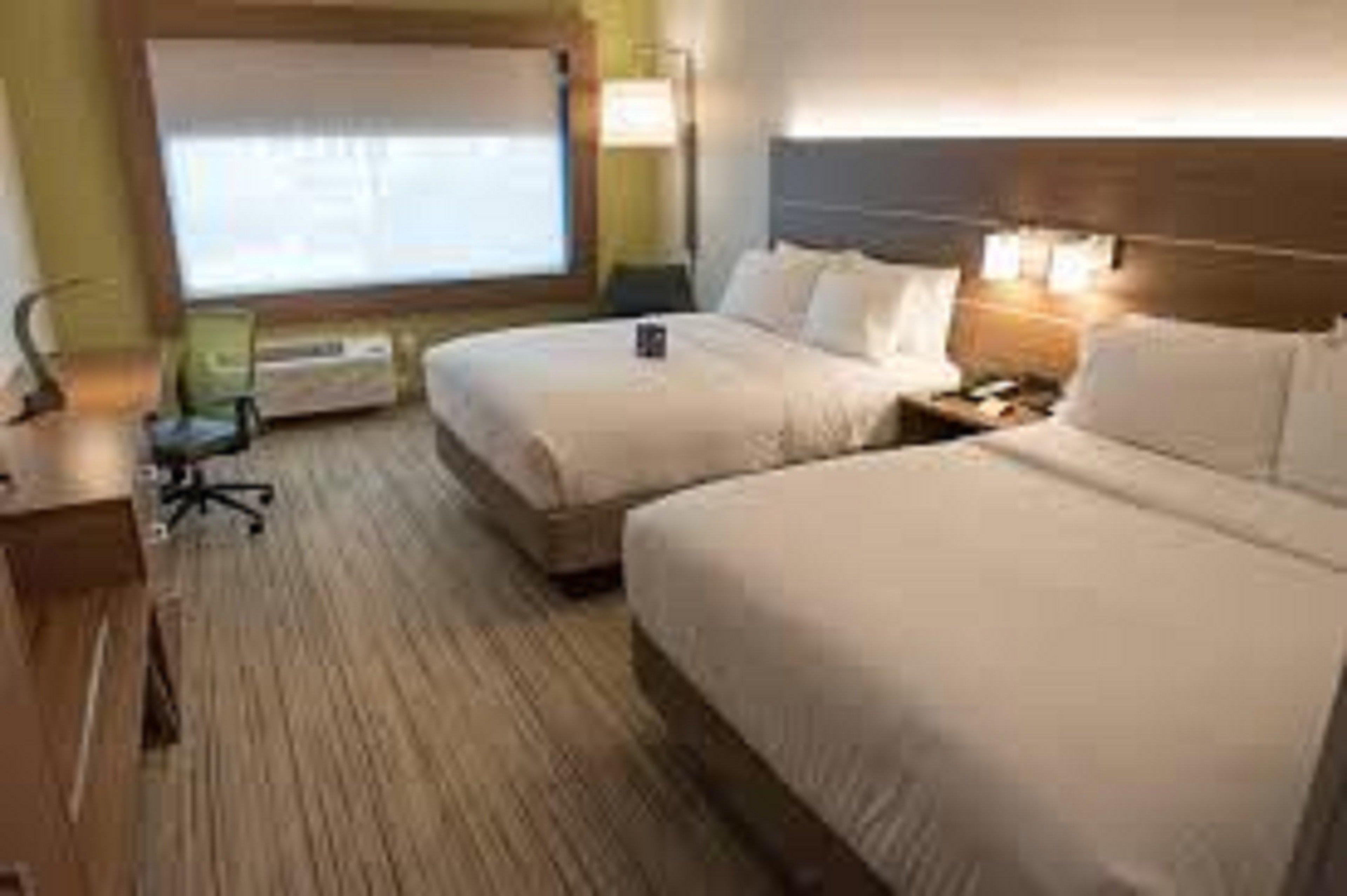 Holiday Inn Express Mccomb By Ihg Eksteriør bilde